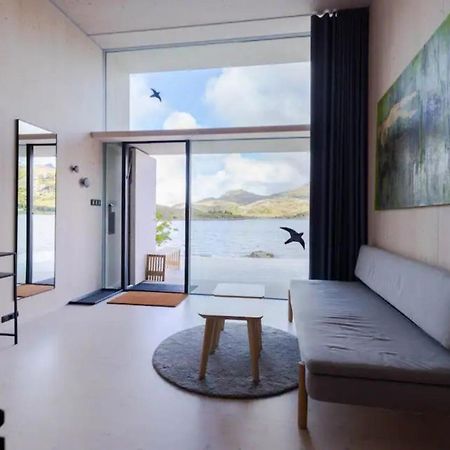 Oceanview Mini-House - Stunning Views Appartement Ramberg Buitenkant foto