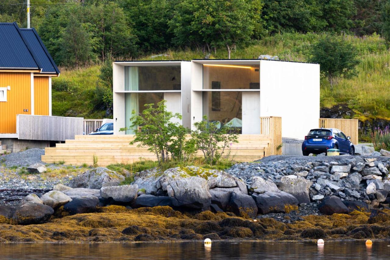 Oceanview Mini-House - Stunning Views Appartement Ramberg Buitenkant foto