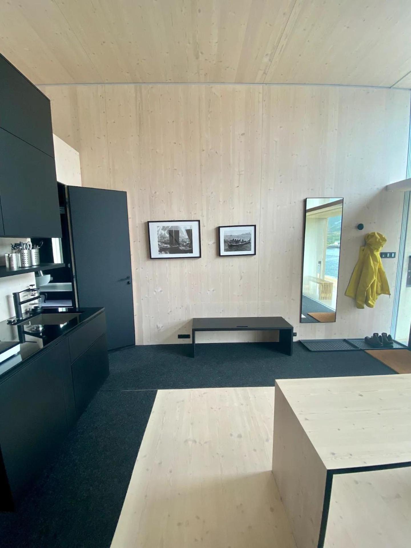 Oceanview Mini-House - Stunning Views Appartement Ramberg Buitenkant foto