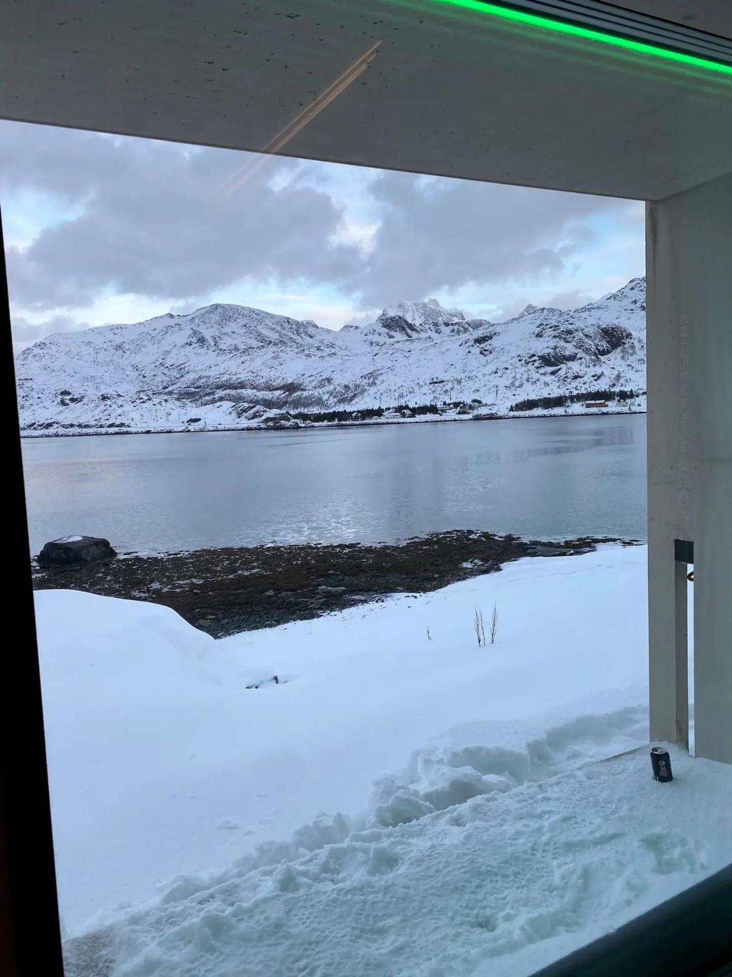 Oceanview Mini-House - Stunning Views Appartement Ramberg Buitenkant foto