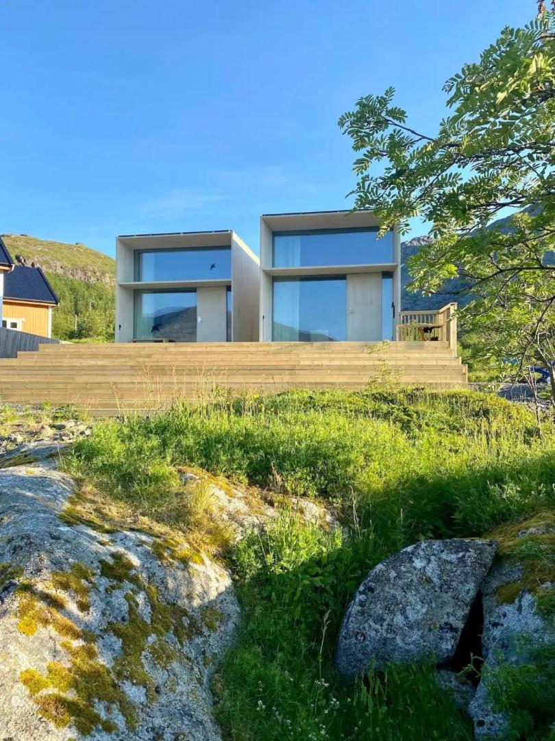 Oceanview Mini-House - Stunning Views Appartement Ramberg Buitenkant foto